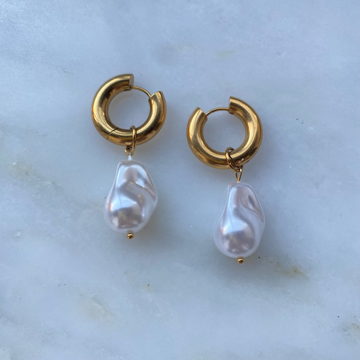 Pearlina Hoops