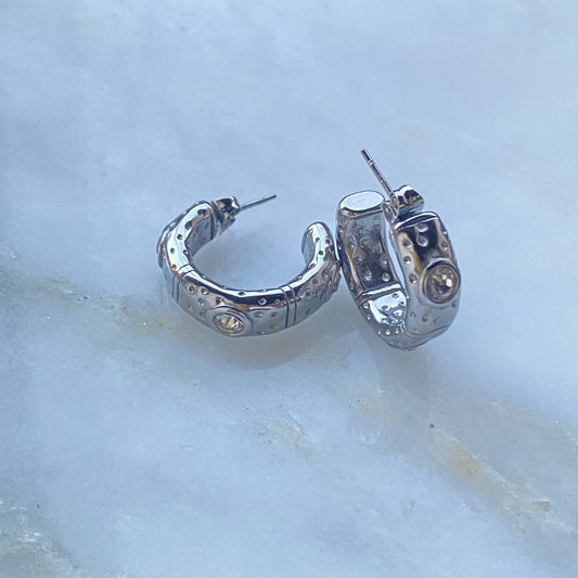 Cora Hoops